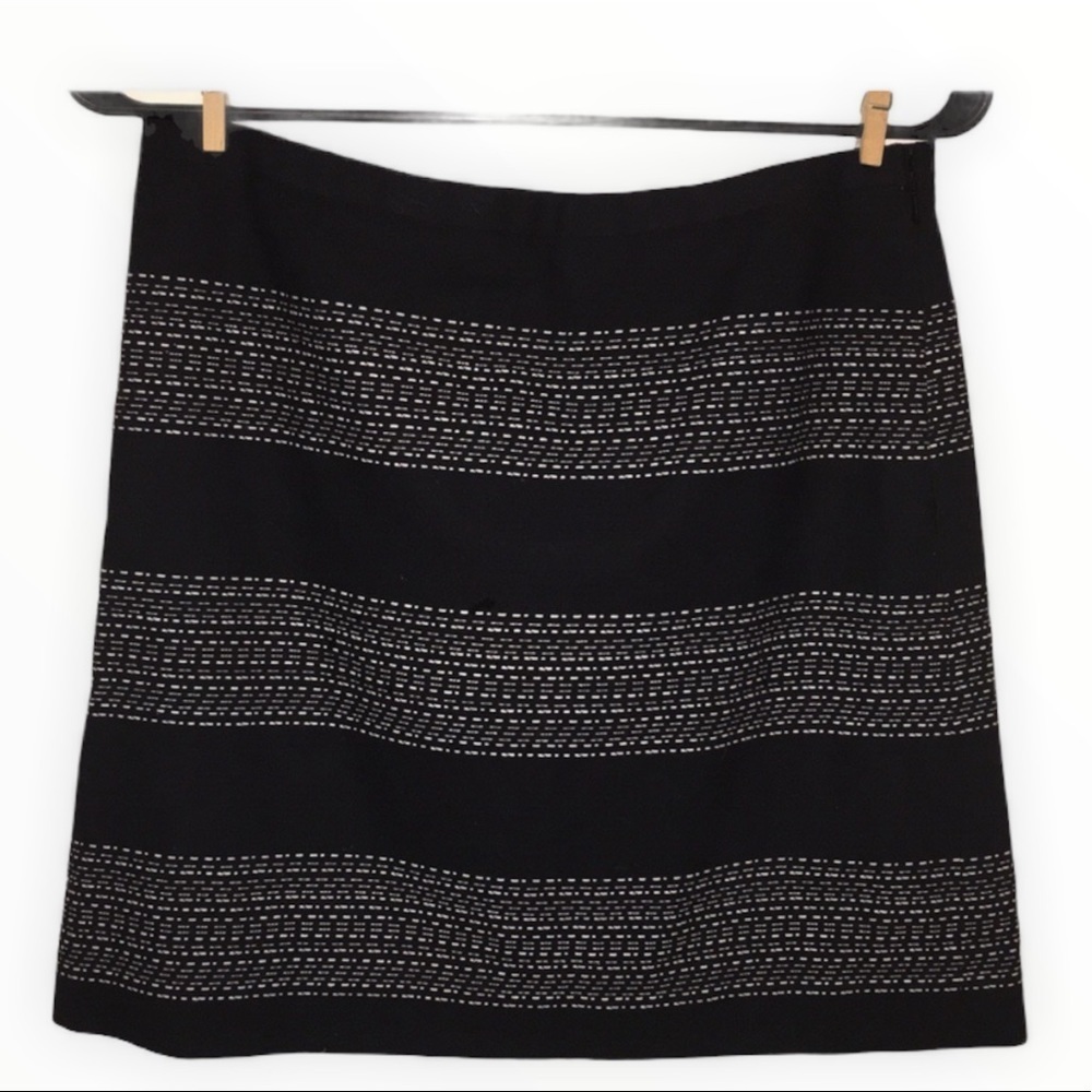 EUC Ann Taylor LOFT Striped Skirt